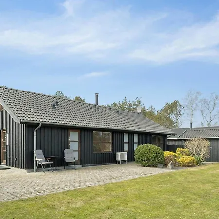 84309-ebeltoft-klokkegrund-5 *