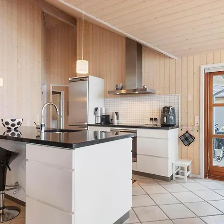 84309-ebeltoft-klokkegrund-5 Ebeltoft